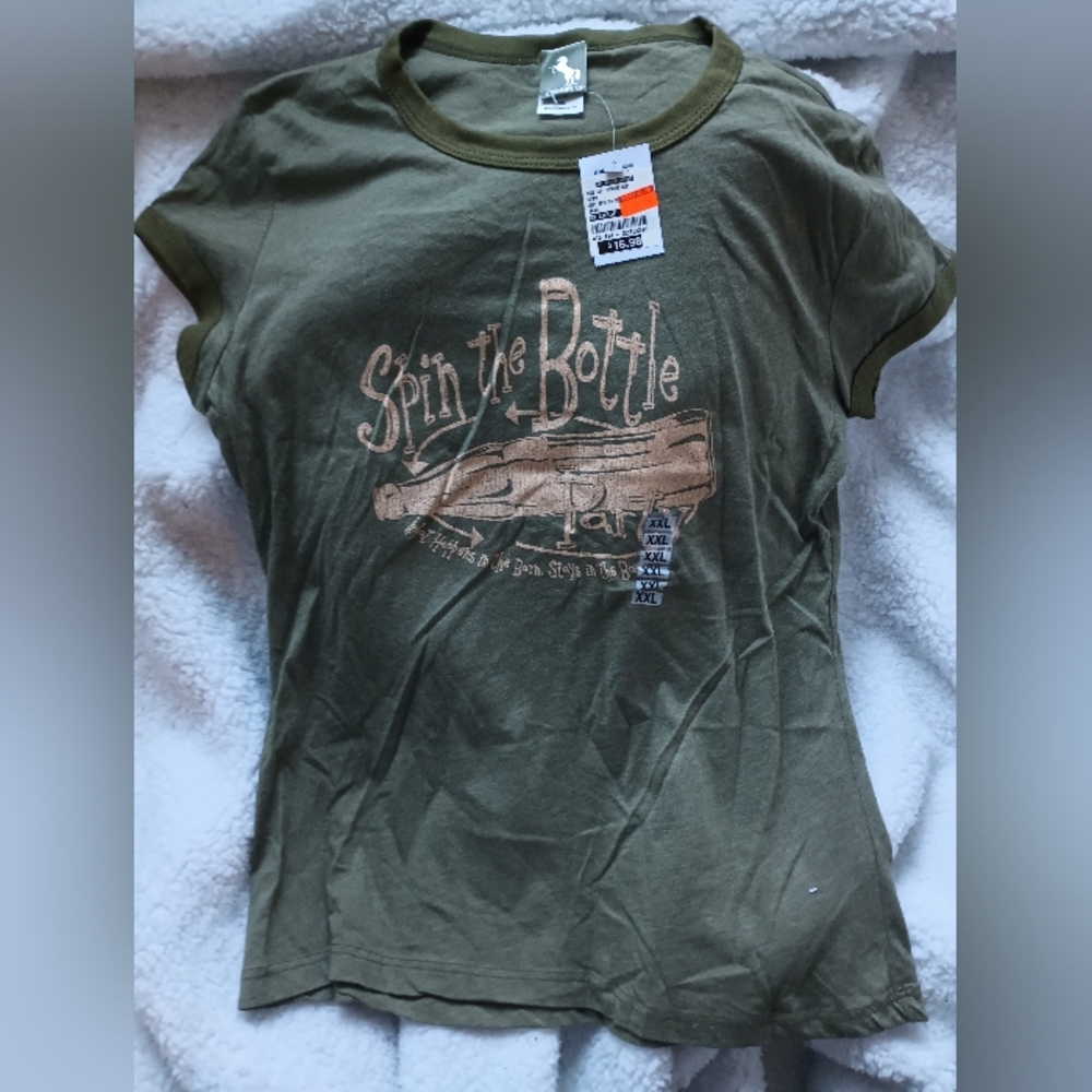 Tee shirt